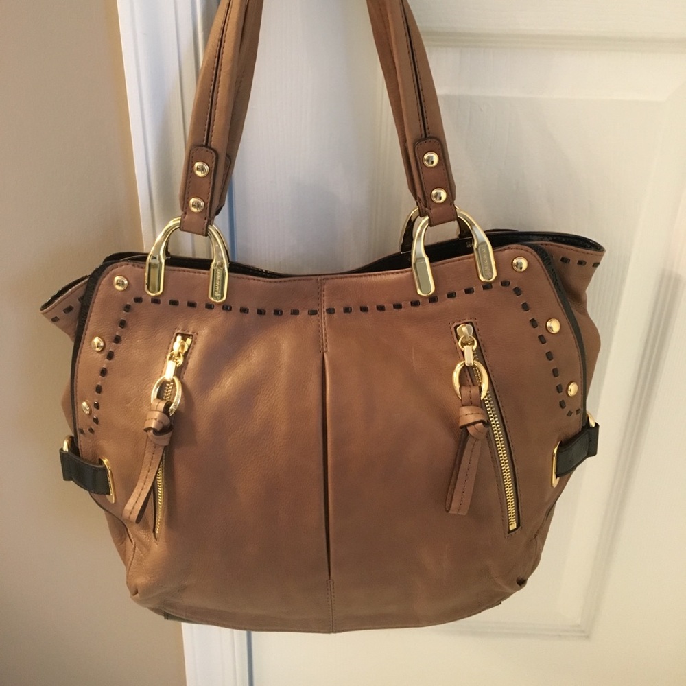 B Makowsky Handbag